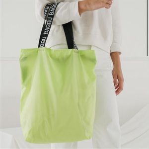 Baggu foldable zip tote